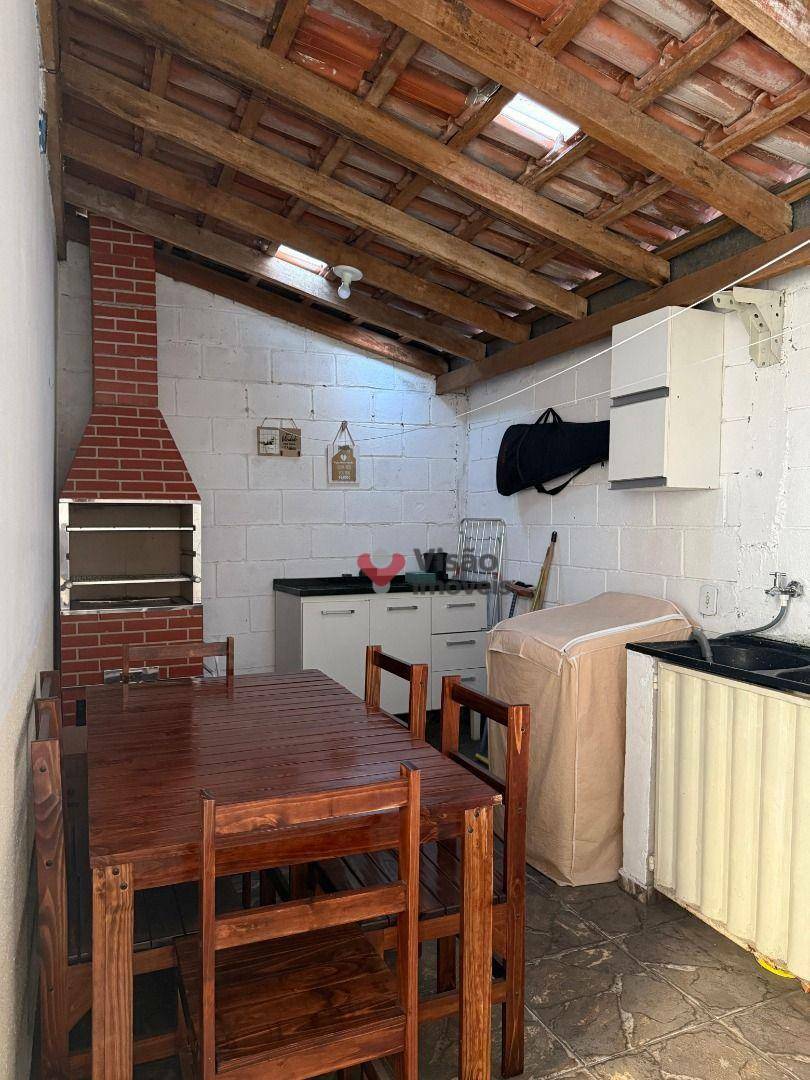 Casa à venda com 2 quartos, 120m² - Foto 19