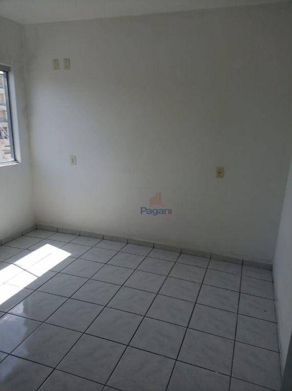 Apartamento à venda com 1 quarto, 30m² - Foto 3