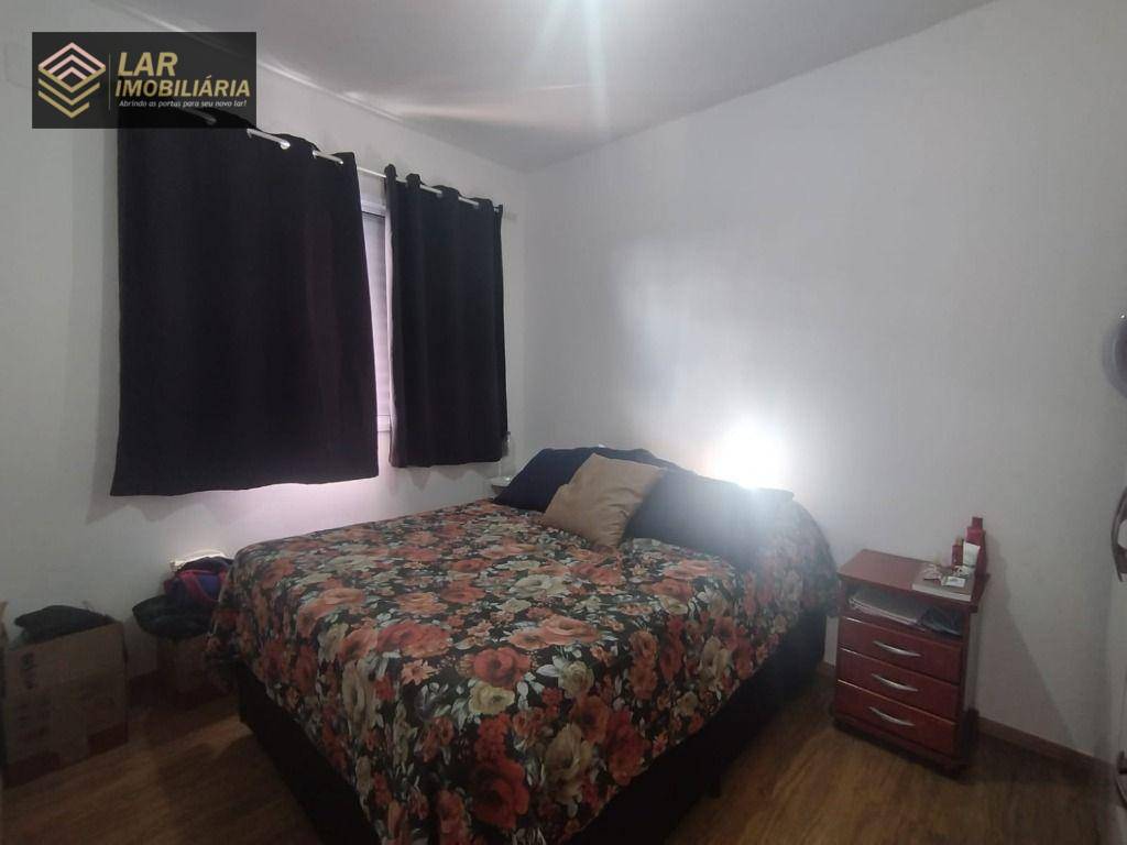 Apartamento à venda com 2 quartos, 42m² - Foto 4
