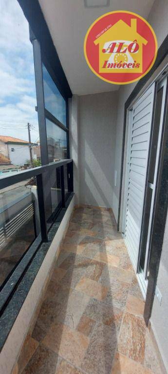 Sobrado à venda com 2 quartos, 55m² - Foto 1