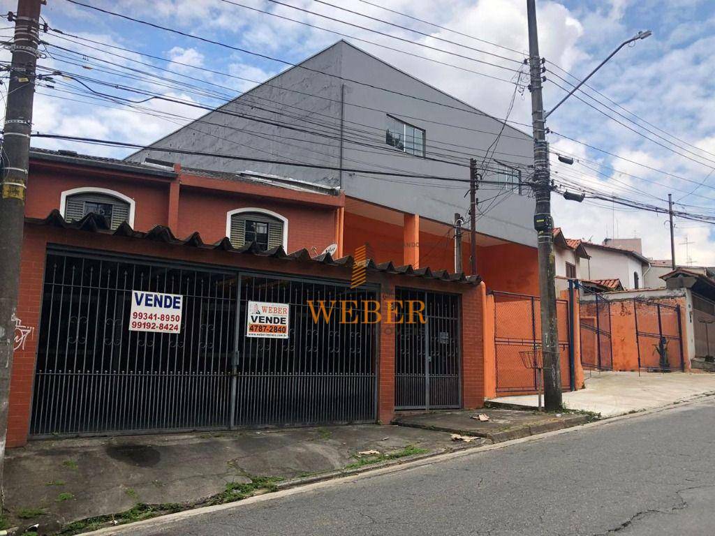 Casa à venda com 4 quartos, 220m² - Foto 2