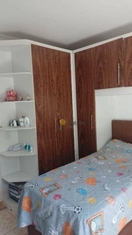 Apartamento à venda com 2 quartos, 80m² - Foto 12