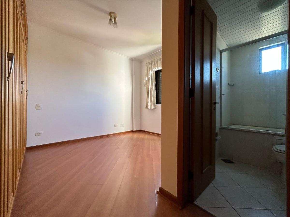 Apartamento à venda com 3 quartos, 109m² - Foto 27