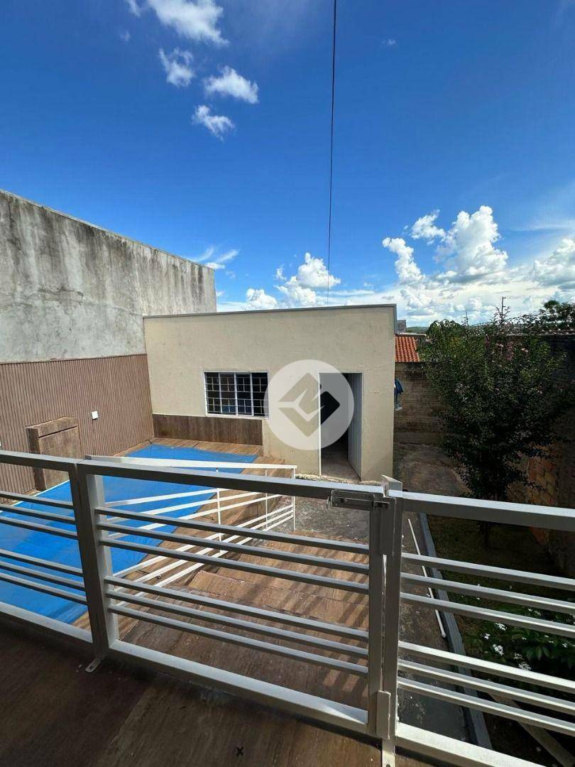 Casa à venda com 2 quartos, 50m² - Foto 7