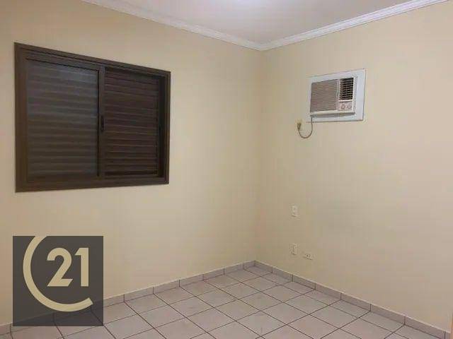 Apartamento à venda com 2 quartos, 72m² - Foto 4