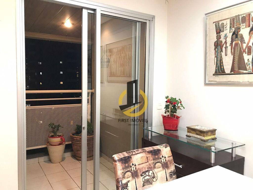 Apartamento à venda com 3 quartos, 94m² - Foto 10