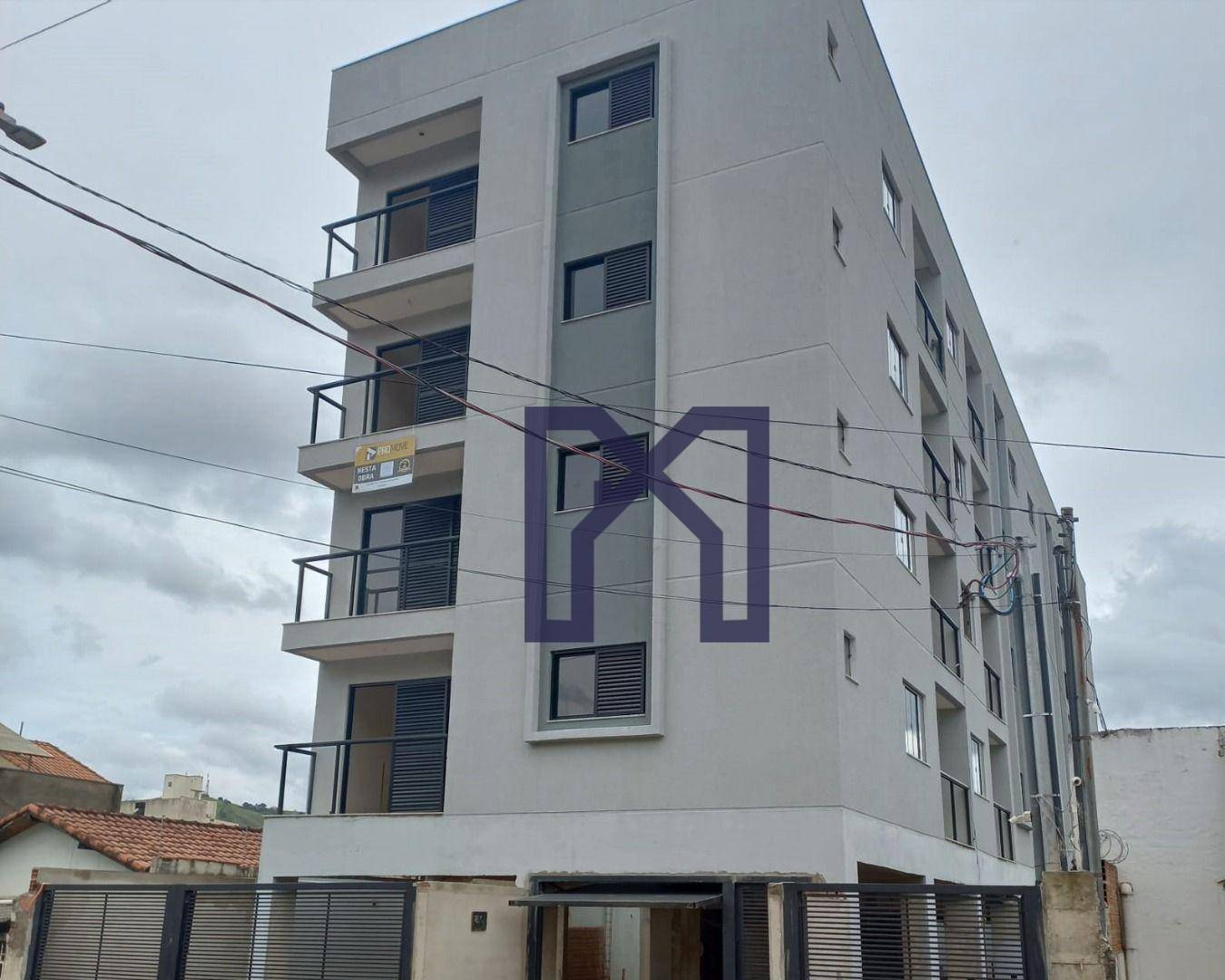 Apartamento à venda com 2 quartos, 70m² - Foto 1