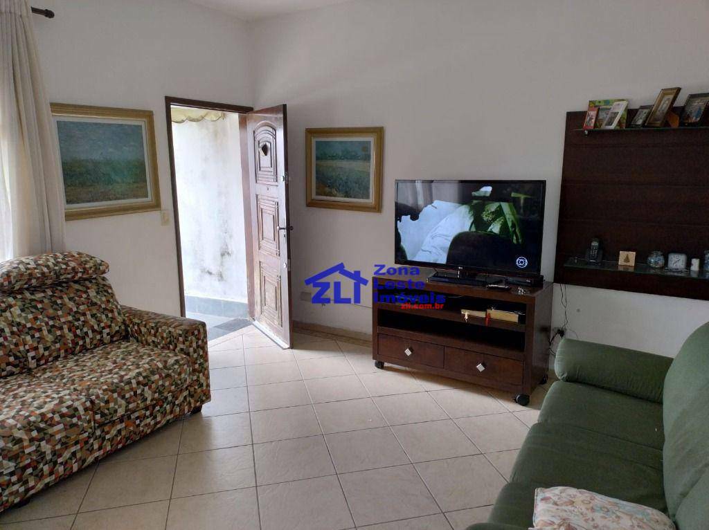 Sobrado à venda e aluguel com 4 quartos, 140m² - Foto 6