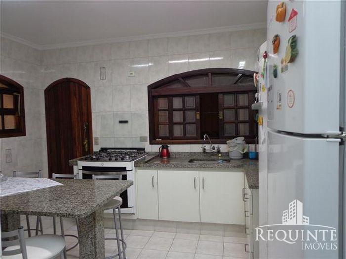 Sobrado à venda com 3 quartos, 150m² - Foto 11