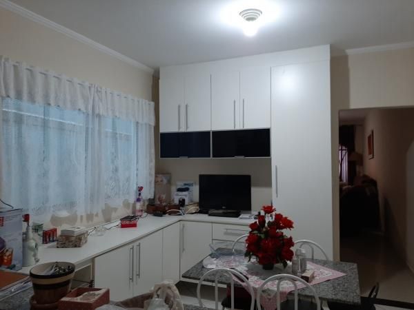 Sobrado à venda com 3 quartos, 120m² - Foto 4