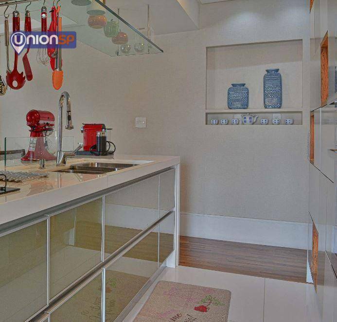 Apartamento à venda com 3 quartos, 156m² - Foto 18