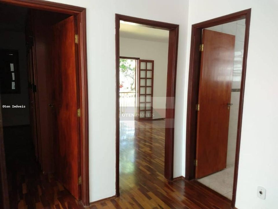 Casa à venda com 4 quartos, 410m² - Foto 13