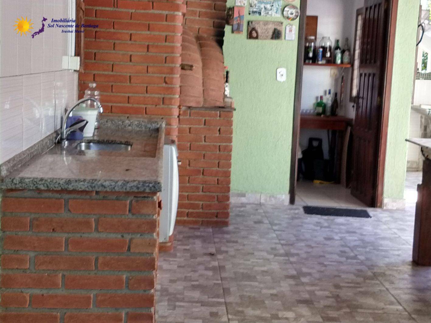 Casa à venda com 4 quartos, 280m² - Foto 37