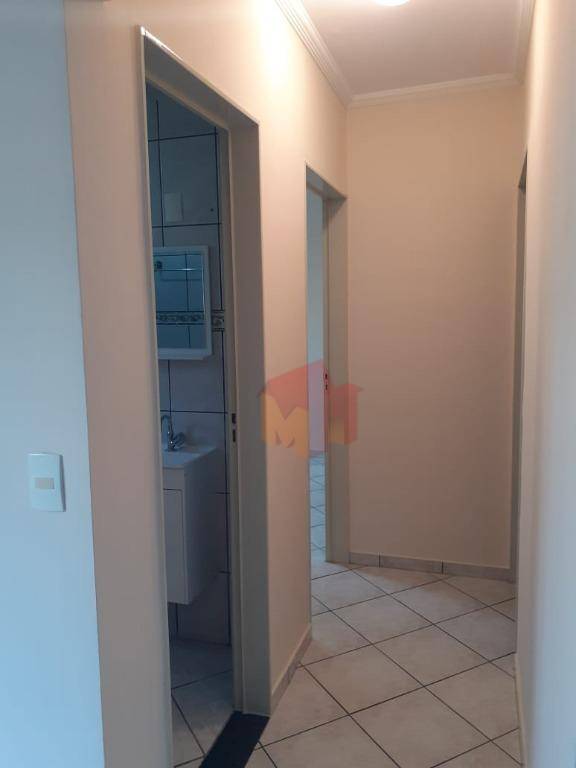 Apartamento à venda com 2 quartos, 62m² - Foto 6