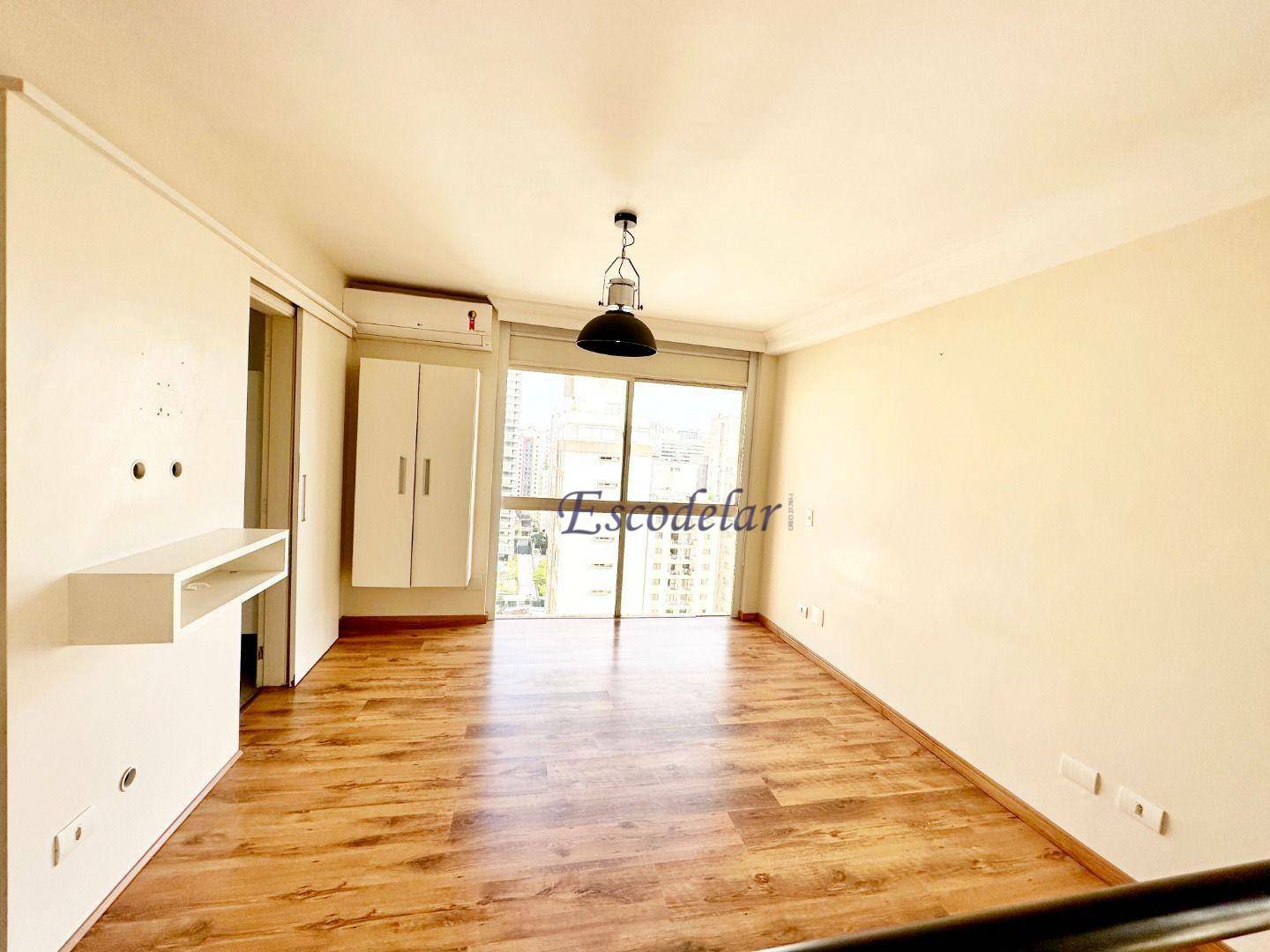 Apartamento à venda com 1 quarto, 75m² - Foto 35