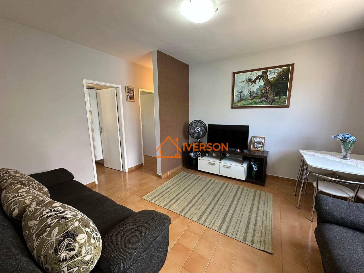 Apartamento à venda com 2 quartos, 64m² - Foto 5