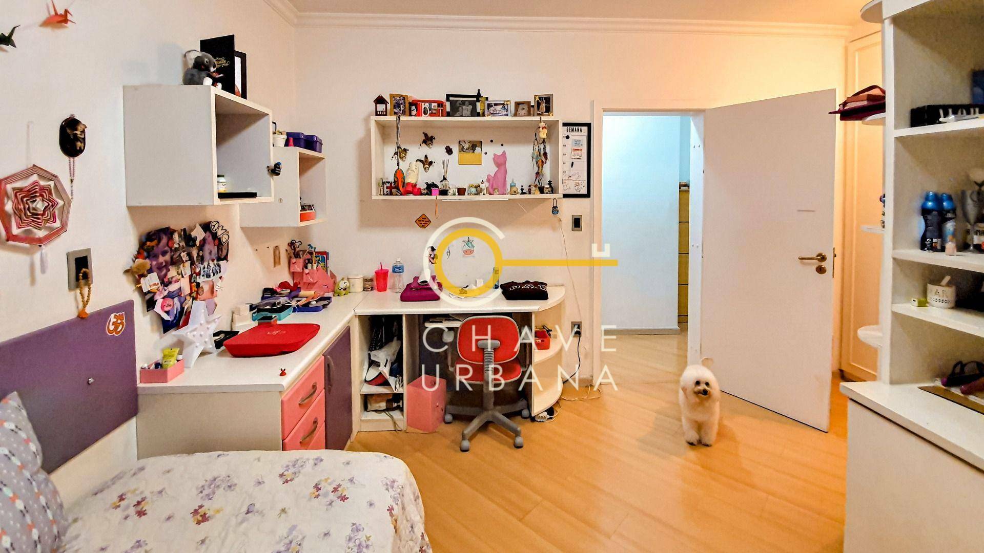 Apartamento à venda com 3 quartos, 222m² - Foto 13