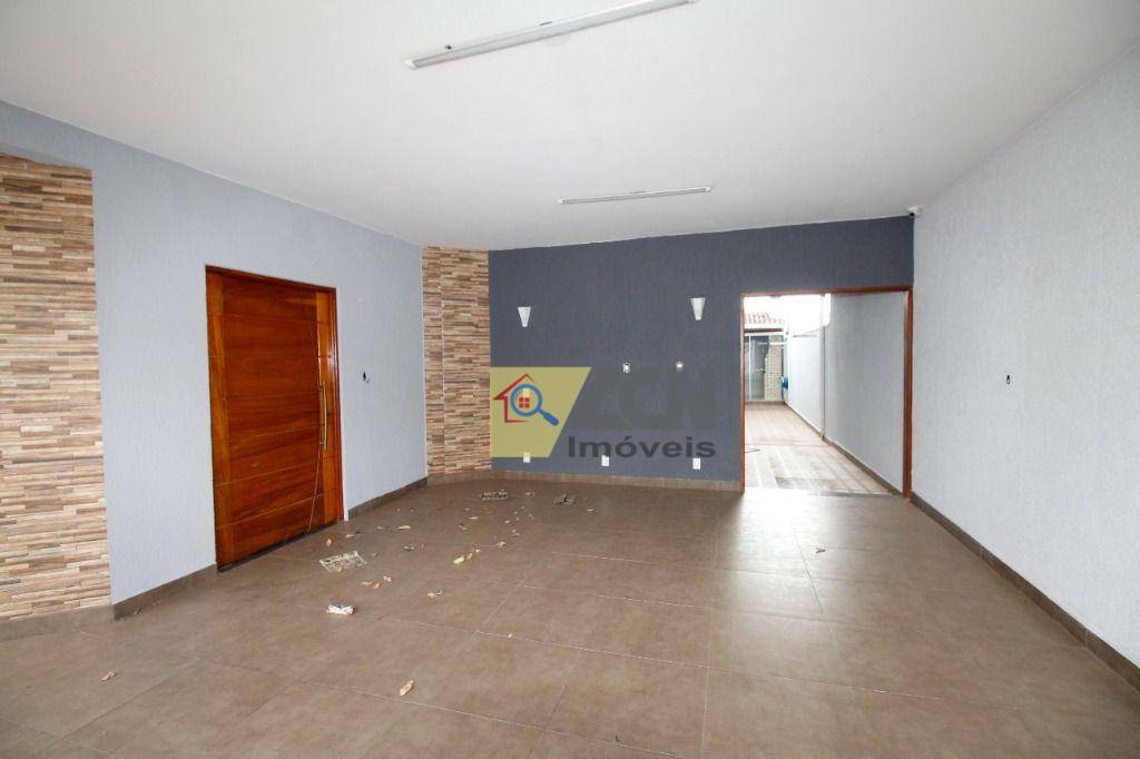 Casa à venda com 3 quartos, 180m² - Foto 6