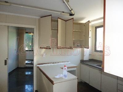 Apartamento para alugar com 4 quartos, 205m² - Foto 15