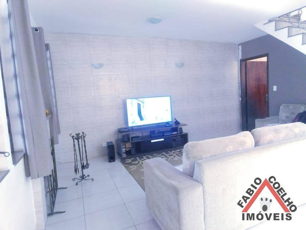 Sobrado à venda com 3 quartos, 140m² - Foto 2