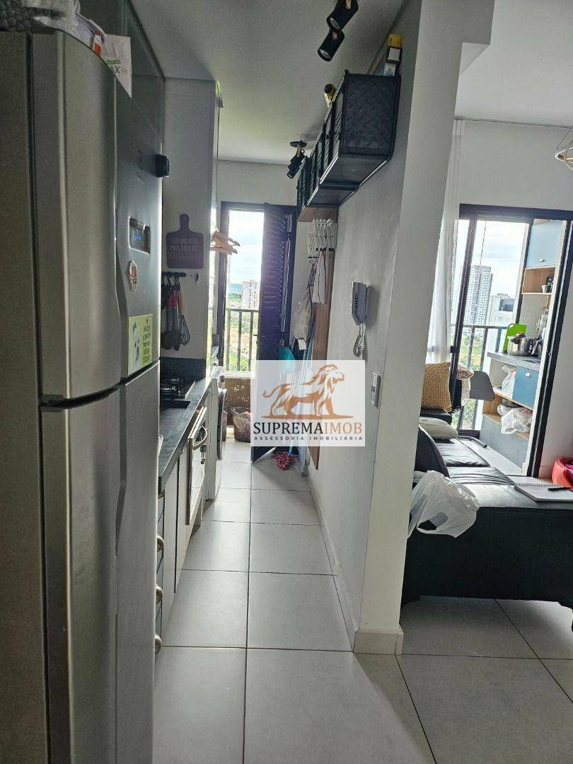 Apartamento à venda com 2 quartos, 64m² - Foto 5