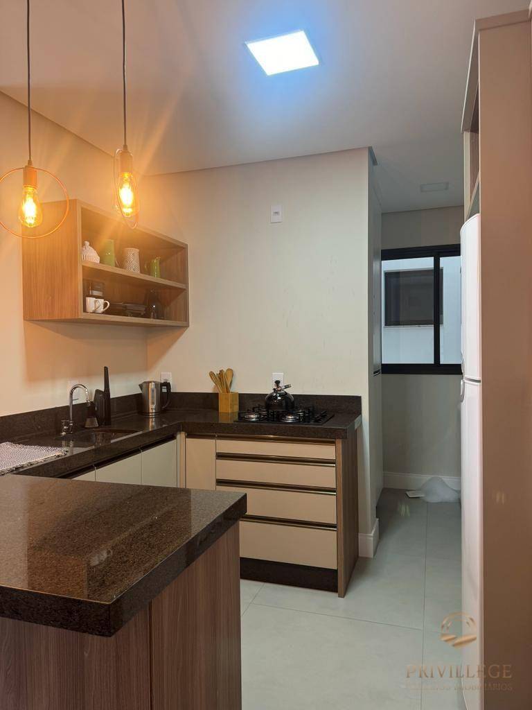 Apartamento à venda com 2 quartos, 71m² - Foto 17