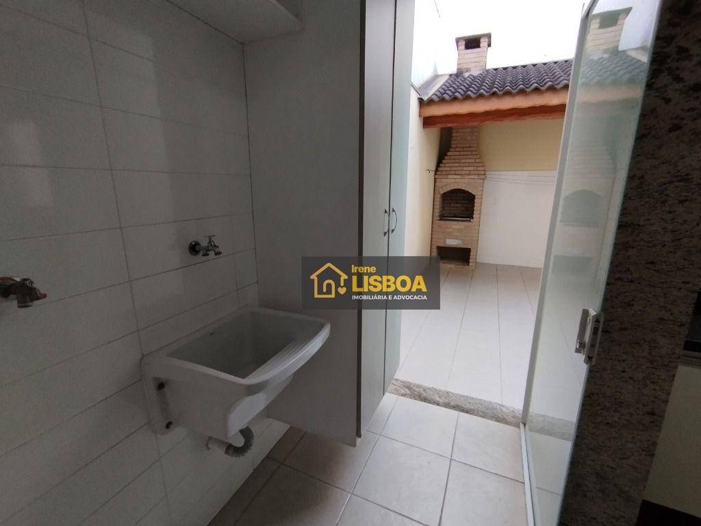 Sobrado à venda com 3 quartos, 200m² - Foto 35