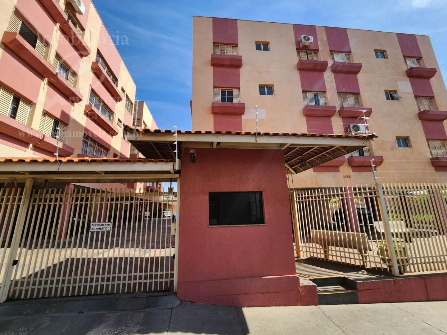 Apartamento à venda com 3 quartos, 100m² - Foto 2