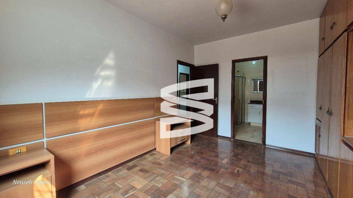 Casa à venda com 3 quartos, 134m² - Foto 14