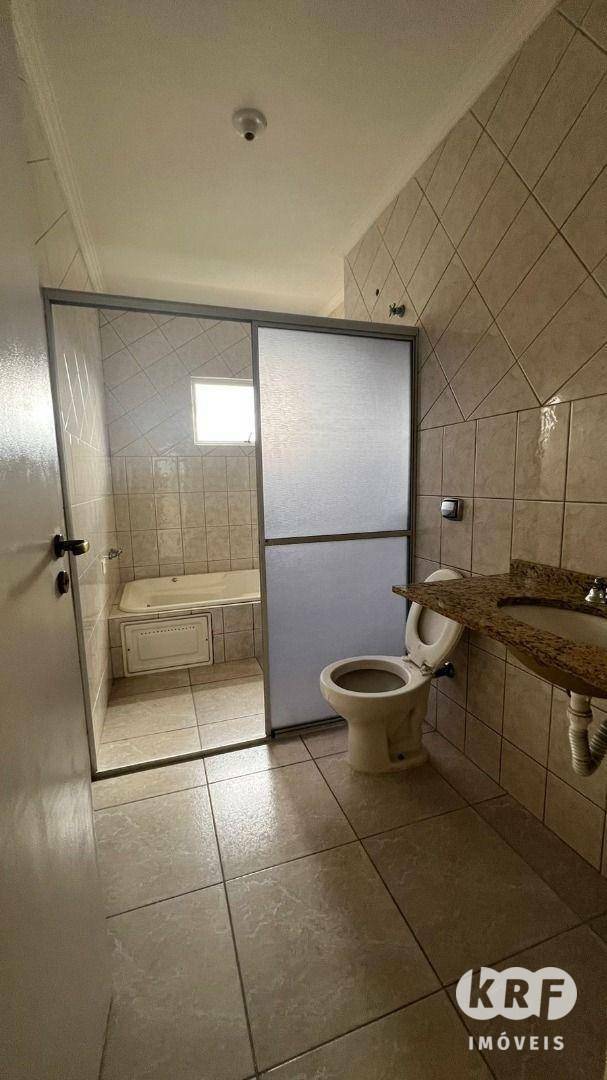 Sobrado para alugar com 3 quartos, 197m² - Foto 10