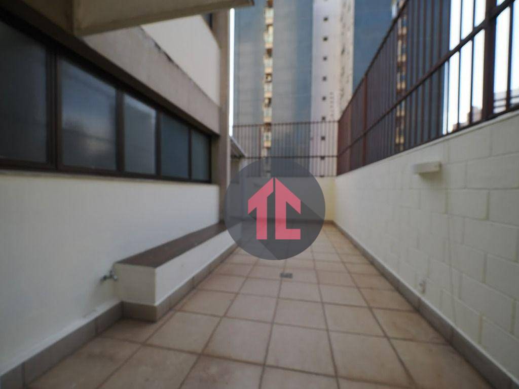 Apartamento à venda com 4 quartos, 246m² - Foto 13