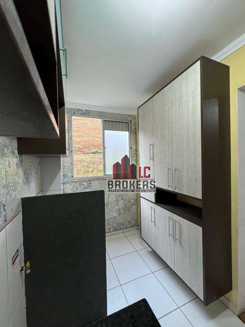 Apartamento para alugar com 2 quartos, 50m² - Foto 31