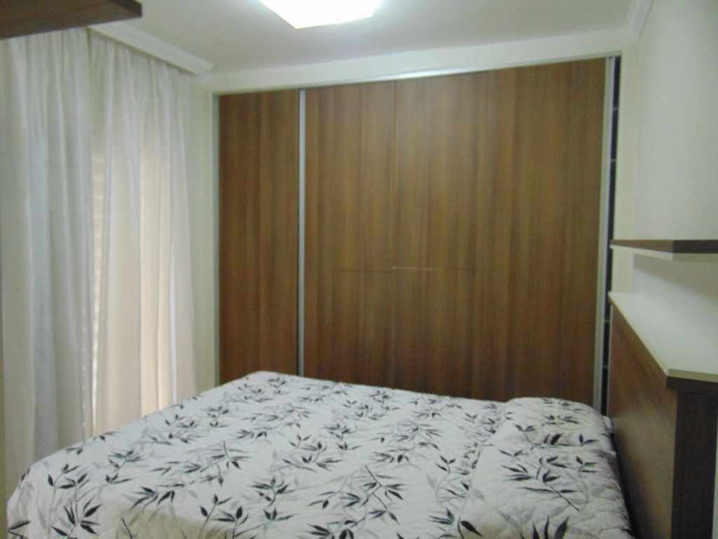 Apartamento à venda com 2 quartos, 105m² - Foto 7