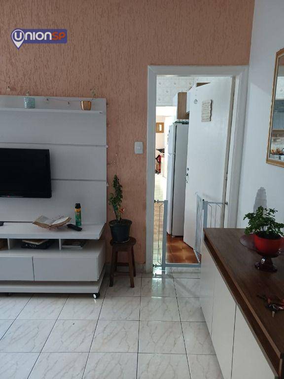 Apartamento à venda com 2 quartos, 76m² - Foto 2