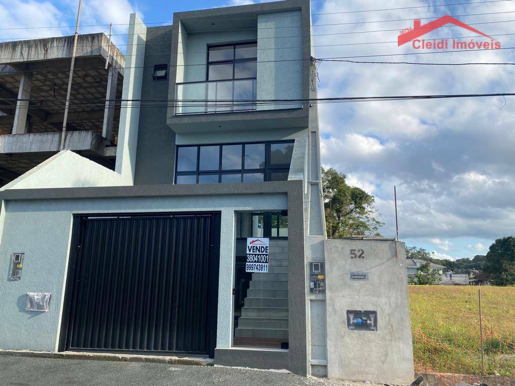 Sobrado à venda com 3 quartos, 203m² - Foto 1