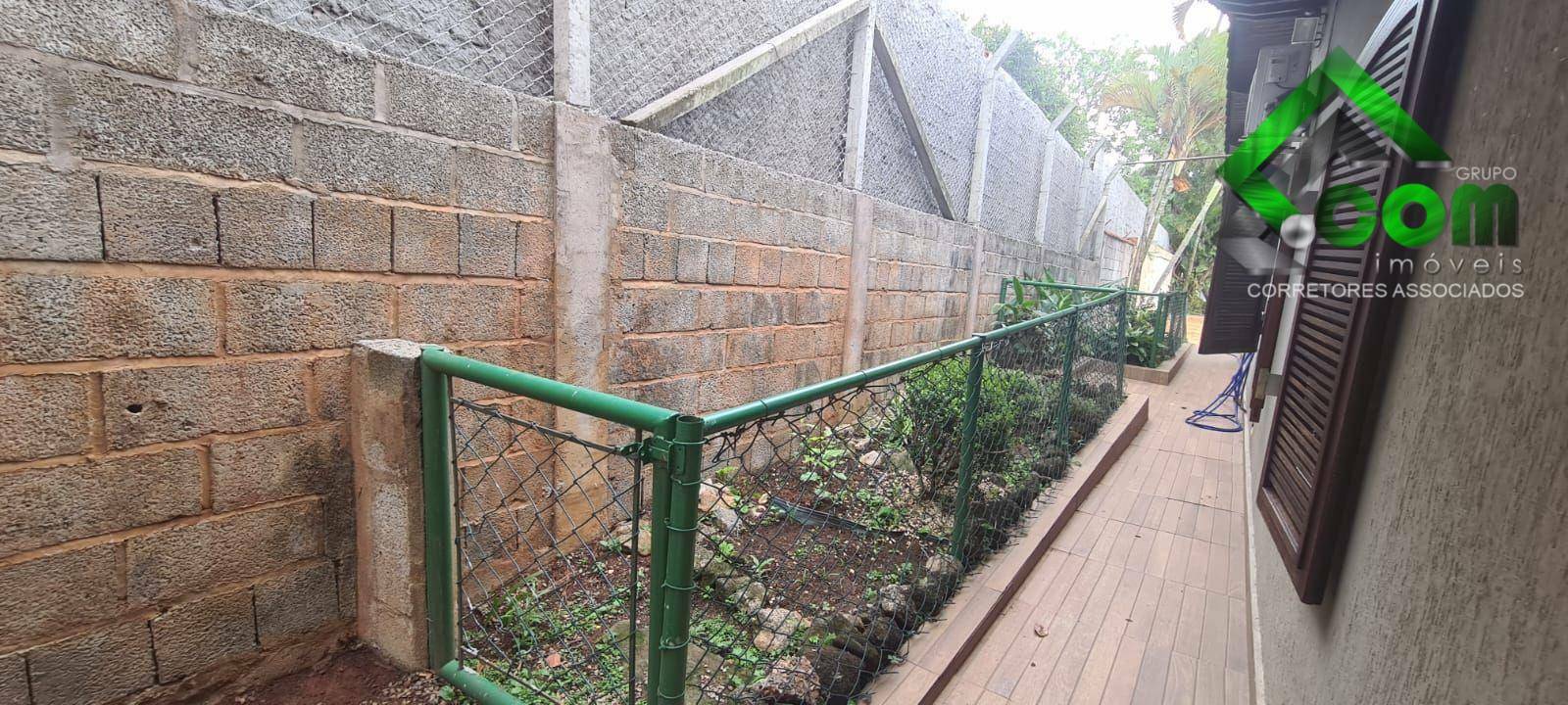 Chácara à venda com 4 quartos, 160m² - Foto 13