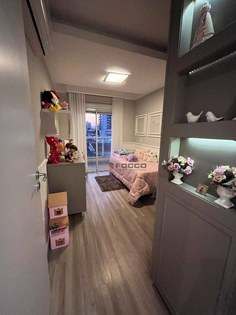 Apartamento à venda com 3 quartos, 135m² - Foto 10