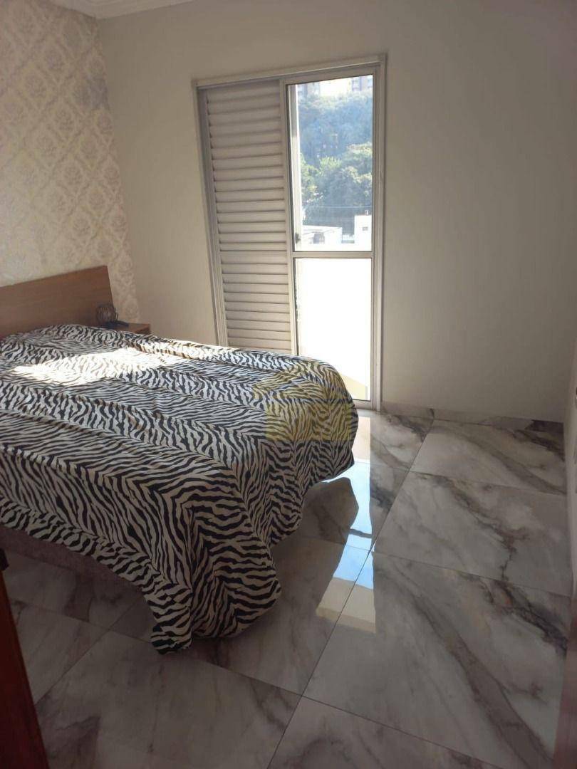 Apartamento à venda com 2 quartos, 70m² - Foto 12