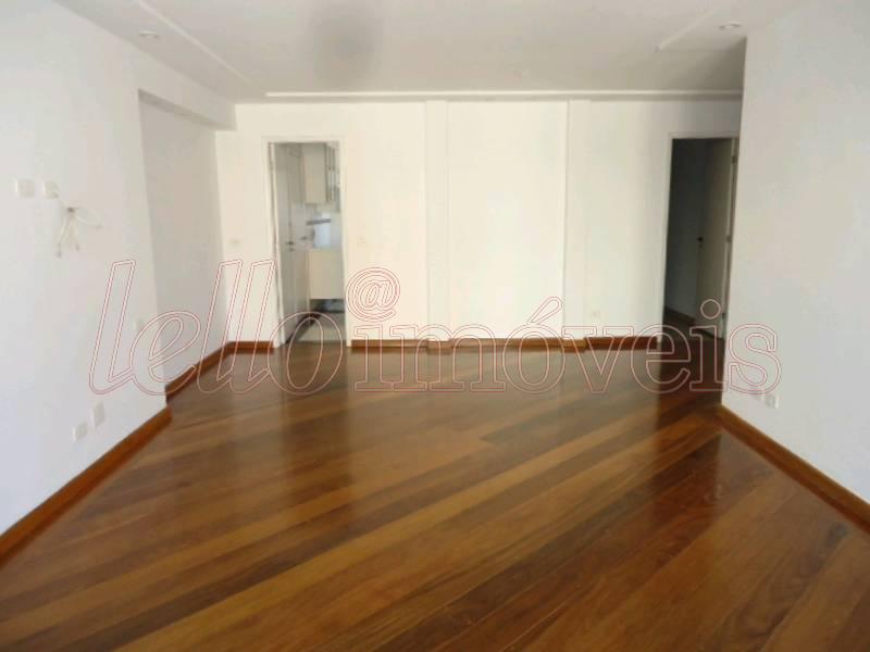 Apartamento para alugar com 3 quartos, 109m² - Foto 2