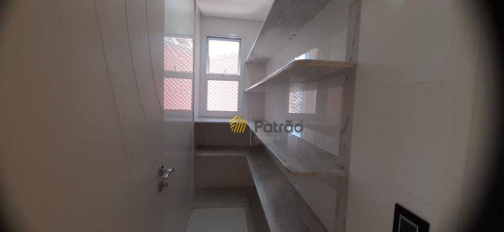 Casa de Condomínio à venda com 5 quartos, 950m² - Foto 23