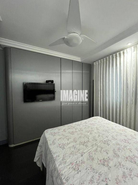 Apartamento à venda com 3 quartos, 96m² - Foto 15