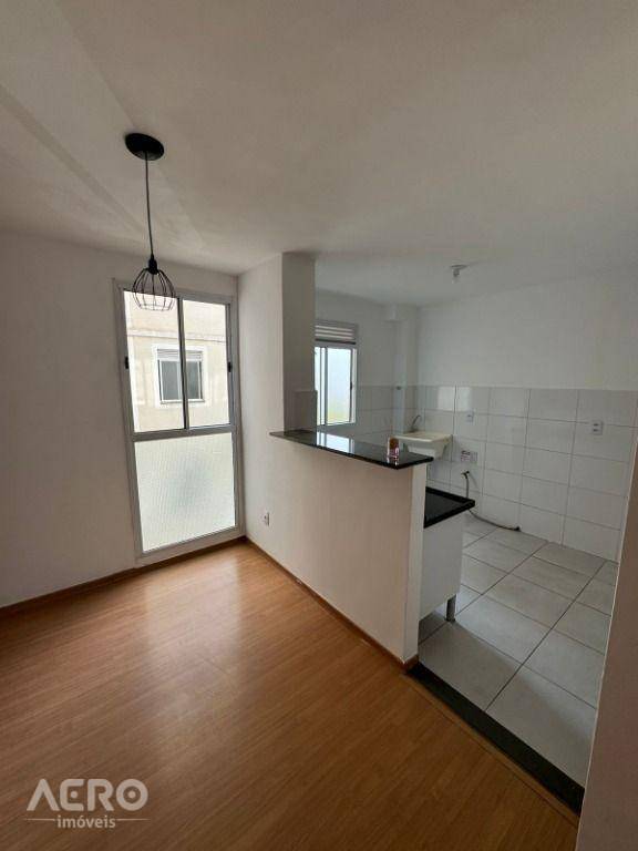 Apartamento à venda com 2 quartos, 42m² - Foto 2