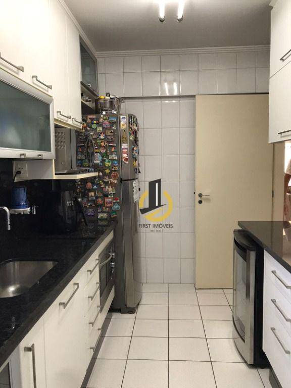 Apartamento à venda com 3 quartos, 94m² - Foto 18