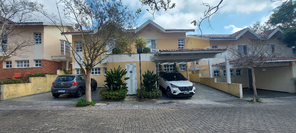 Casa de Condomínio à venda com 4 quartos, 310m² - Foto 2