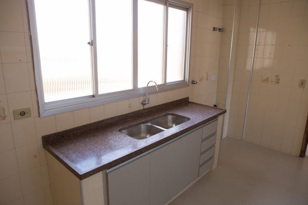 Apartamento à venda com 3 quartos, 133m² - Foto 7