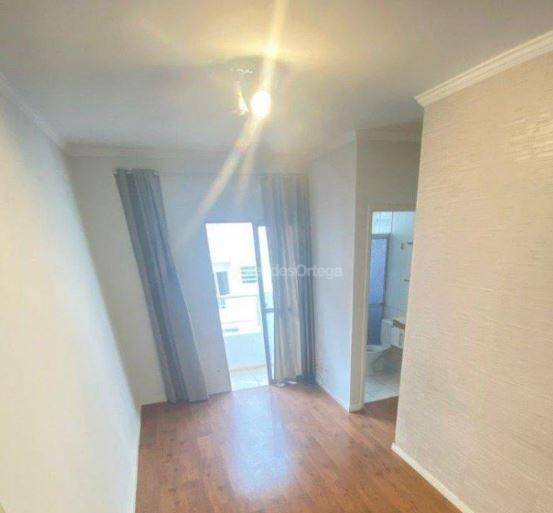 Apartamento à venda com 2 quartos, 52m² - Foto 2