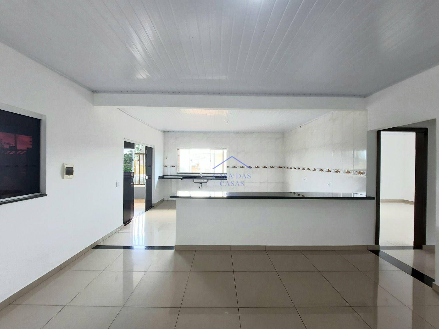 Casa à venda com 6 quartos, 250m² - Foto 9