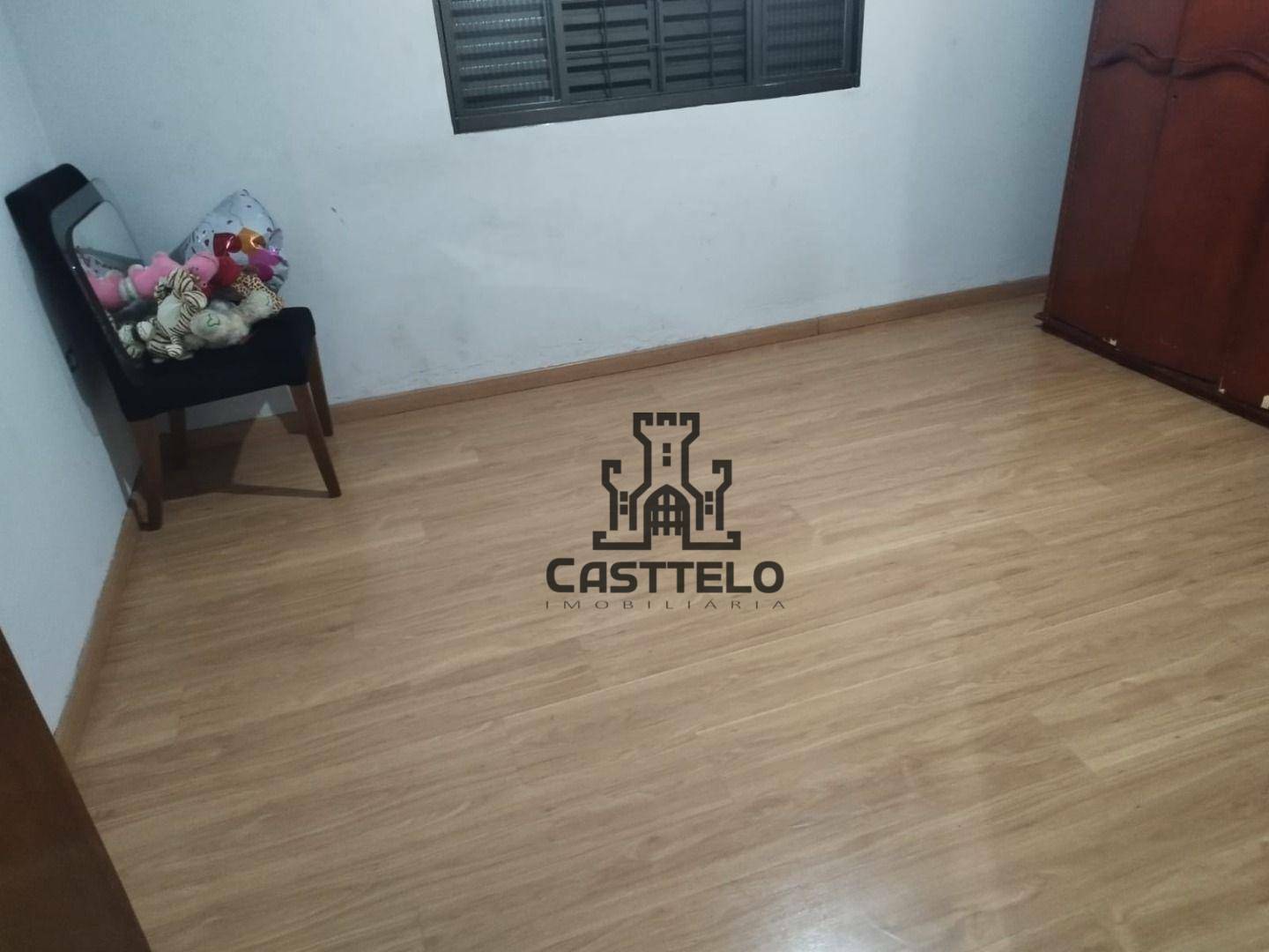 Casa à venda com 2 quartos, 80m² - Foto 9