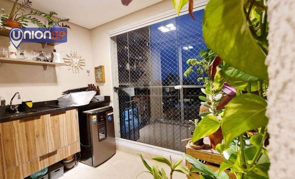 Apartamento à venda com 2 quartos, 67m² - Foto 5