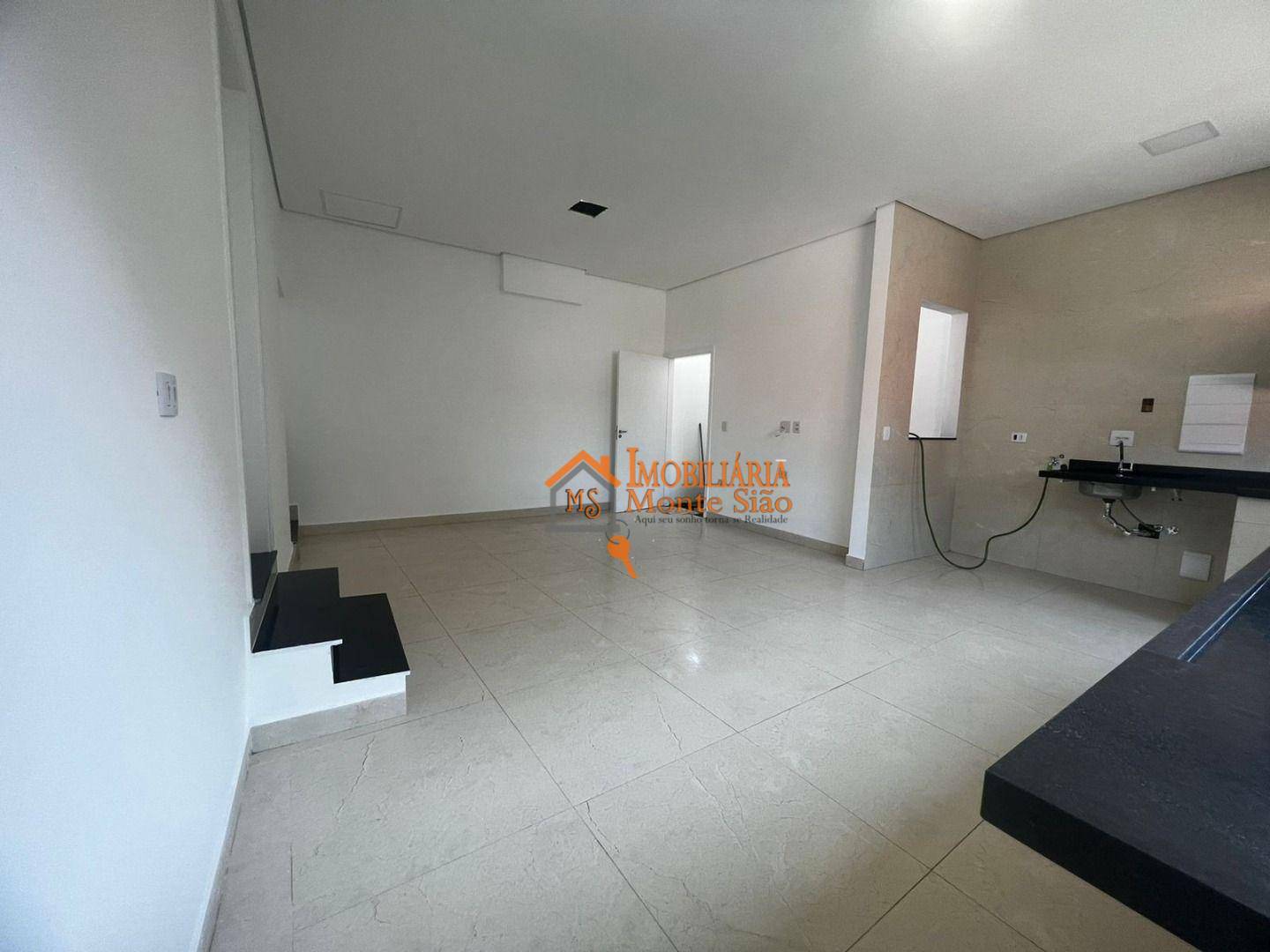 Casa para alugar com 2 quartos, 70m² - Foto 4